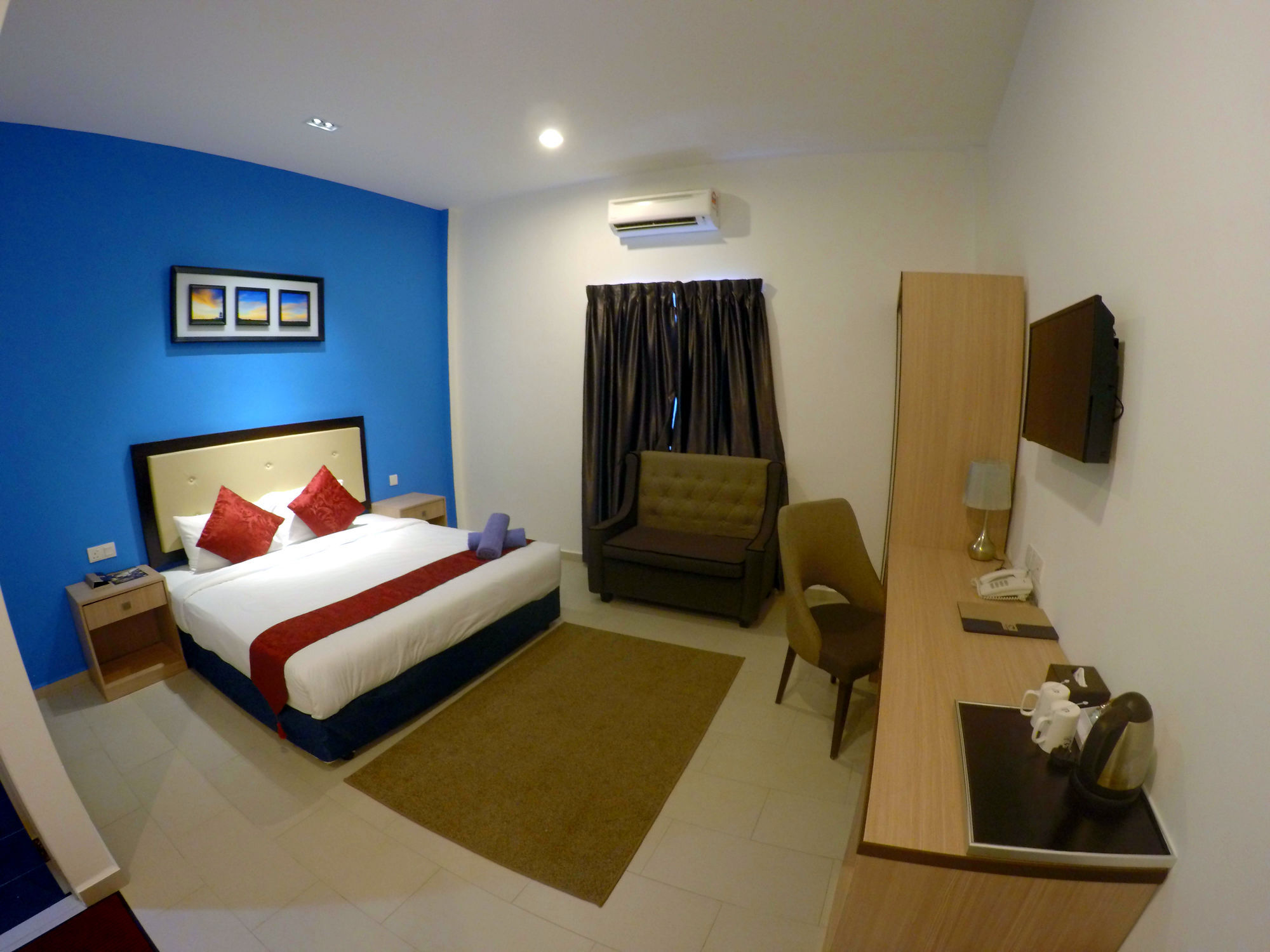 Royal Agate Beach Resort Pantai Cenang  Buitenkant foto