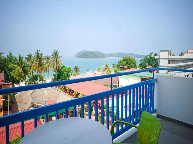 Royal Agate Beach Resort Pantai Cenang  Buitenkant foto